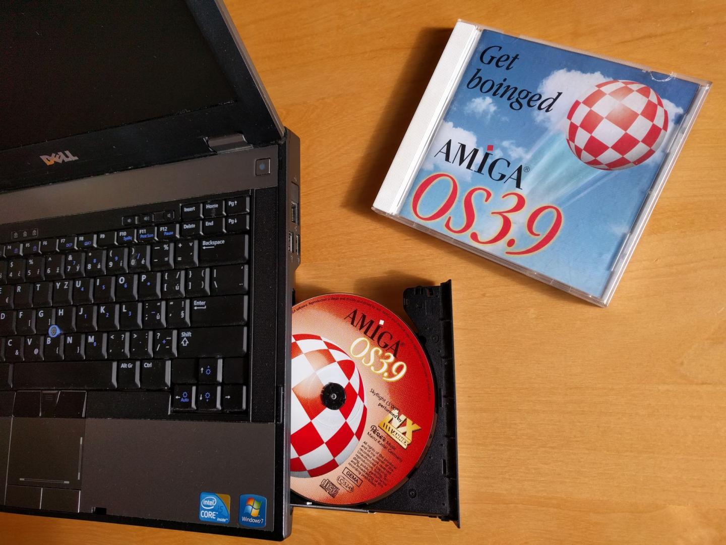 AmigaOS 3.9 - Instalační CD